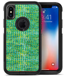 Green Textured Triangle Pattern - iPhone X OtterBox Case & Skin Kits