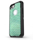 Green_Watercolor_Chevron_iPhone7_Defender_V3.jpg