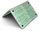 Green Watercolor Giraffe Pattern - MacBook Air Skin Kit