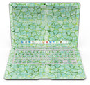 Green Watercolor Giraffe Pattern - MacBook Air Skin Kit