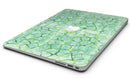Green Watercolor Giraffe Pattern - MacBook Air Skin Kit