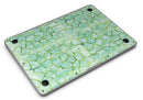 Green Watercolor Giraffe Pattern - MacBook Air Skin Kit