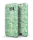 Green_Watercolor_Giraffe_Pattern_-_Galaxy_S7_Edge_-_V3.jpg?