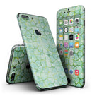 Green_Watercolor_Giraffe_Pattern_-_iPhone_7_Plus_-_FullBody_4PC_v2.jpg