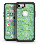 Green_Watercolor_Giraffe_Pattern_iPhone7_Defender_V2.jpg