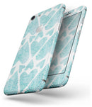 Green Watercolor Hearts Pattern - Skin-kit for the iPhone 8 or 8 Plus
