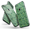 Green_Watercolor_Helix_Pattern_-_iPhone_7_-_FullBody_4PC_v11.jpg