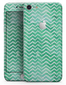 Green Watercolor Pattern - Skin-kit for the iPhone 8 or 8 Plus