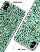 Green Watercolor Tiger Pattern - iPhone X Clipit Case