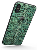 Green Watercolor Tiger Pattern - iPhone X Skin-Kit