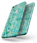Green Watercolor Woodgrain - Skin-kit for the iPhone 8 or 8 Plus