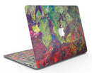Green_and_Red_Wet_Oil_Paint_Canvas_-_13_MacBook_Air_-_V4.jpg
