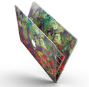 Green_and_Red_Wet_Oil_Paint_Canvas_-_13_MacBook_Pro_-_V9.jpg