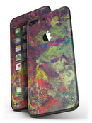 Green_and_Red_Wet_Oil_Paint_Canvas_-_iPhone_7_Plus_-_FullBody_4PC_v4.jpg