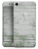 Green and White Chipped Woodgrain - Skin-kit for the iPhone 8 or 8 Plus