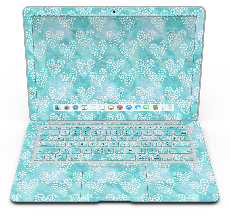Green_and_White_Watercolor_Hearts_Pattern_-_13_MacBook_Air_-_V6.jpg