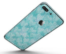 Green_and_White_Watercolor_Hearts_Pattern_-_iPhone_7_Plus_-_FullBody_4PC_v5.jpg