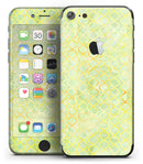 Green_and_Yellow_Watercolor_Helix_Pattern_-_iPhone_7_-_FullBody_4PC_v2.jpg