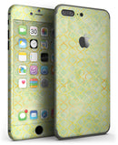 Green_and_Yellow_Watercolor_Helix_Pattern_-_iPhone_7_Plus_-_FullBody_4PC_v3.jpg