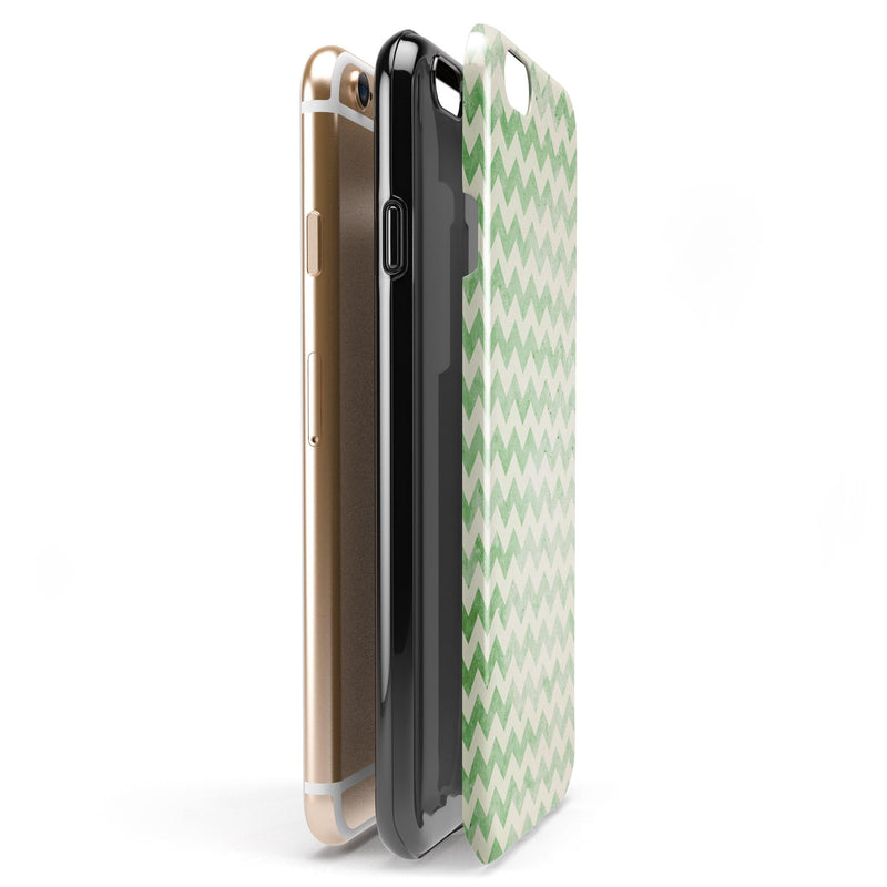 Grunge Green Horizontal Chevron Pattern  iPhone 6/6s or 6/6s Plus 2-Piece Hybrid INK-Fuzed Case
