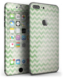 Grunge_Green_Horizontal_Chevron_Pattern__-_iPhone_7_Plus_-_FullBody_4PC_v3.jpg