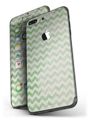 Grunge_Green_Horizontal_Chevron_Pattern__-_iPhone_7_Plus_-_FullBody_4PC_v4.jpg