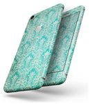 Grunge Teal Damask Pattern - Skin-kit for the iPhone 8 or 8 Plus