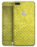 Grunge Yellow Overlapping Circles - Skin-kit for the iPhone 8 or 8 Plus