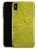 Grunge Yellow Overlapping Circles - iPhone X Clipit Case