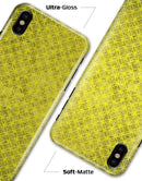 Grunge Yellow Overlapping Circles - iPhone X Clipit Case