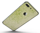 Grunge_green_Yellow_Damask_Pattern_-_iPhone_7_Plus_-_FullBody_4PC_v5.jpg