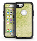 Grunge_green_Yellow_Damask_Pattern_iPhone7_Defender_V2.jpg