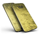 Grungy_Black_and_Yellow_Rococo_Pattern_-_Galaxy_S7_Edge_-_V4.jpg