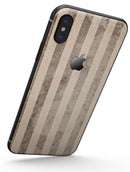 Grungy Brown Vertical Stripes - iPhone X Skin-Kit