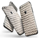 Grungy_Faded_Horizontal_Chevron_Pattern_-_iPhone_7_-_FullBody_4PC_v11.jpg
