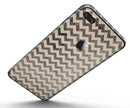 Grungy_Faded_Horizontal_Chevron_Pattern_-_iPhone_7_Plus_-_FullBody_4PC_v5.jpg