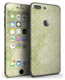 Grungy_Green_Faded_Damask_Pattern__-_iPhone_7_Plus_-_FullBody_4PC_v3.jpg