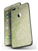 Grungy_Green_Faded_Damask_Pattern__-_iPhone_7_Plus_-_FullBody_4PC_v4.jpg