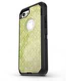 Grungy_Green_Faded_Damask_Pattern__iPhone7_Defender_V3.jpg