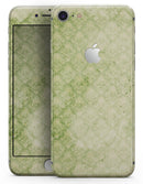 Grungy Green Faded Damask Pattern  - Skin-kit for the iPhone 8 or 8 Plus