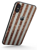 Grungy Mud Puddle Veritcal Stripes - iPhone X Skin-Kit