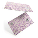 Grungy Violet Wildflower Pattern - Premium Protective Decal Skin-Kit for the Apple Credit Card
