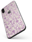 Grungy Violet Wildflower Pattern - iPhone X Skin-Kit