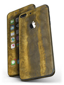 Horizontal_Golden_Caverns_-_iPhone_7_Plus_-_FullBody_4PC_v4.jpg