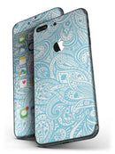 Light_Blue_Paisley_Floral_-_iPhone_7_Plus_-_FullBody_4PC_v4.jpg