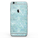 Light_Blue_Watercolor_Quatrefoil_-_iPhone_6s_-_Sectioned_-_View_15.jpg