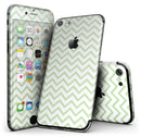 Light_Green_and_White_Chevron_-_iPhone_7_-_FullBody_4PC_v1.jpg