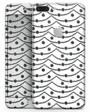 Linked Hearts and Chain - Skin-kit for the iPhone 8 or 8 Plus