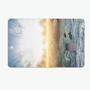 Majestic Sky on Crashing Waves - Premium Protective Decal Skin-Kit for the Apple Credit Card