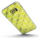 Micro_Brown_and_Lime_Green_Overlapping_Leaves_-_Galaxy_S7_Edge_-_V1.jpg?